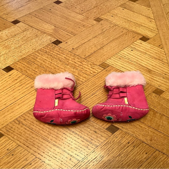 Leather moccasin boots - Picture 2 of 4